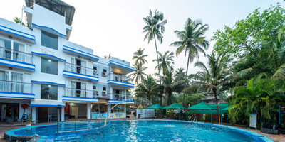 The Pool of Treebo Gulmohar Beach Resort in undefined. Vast social pool